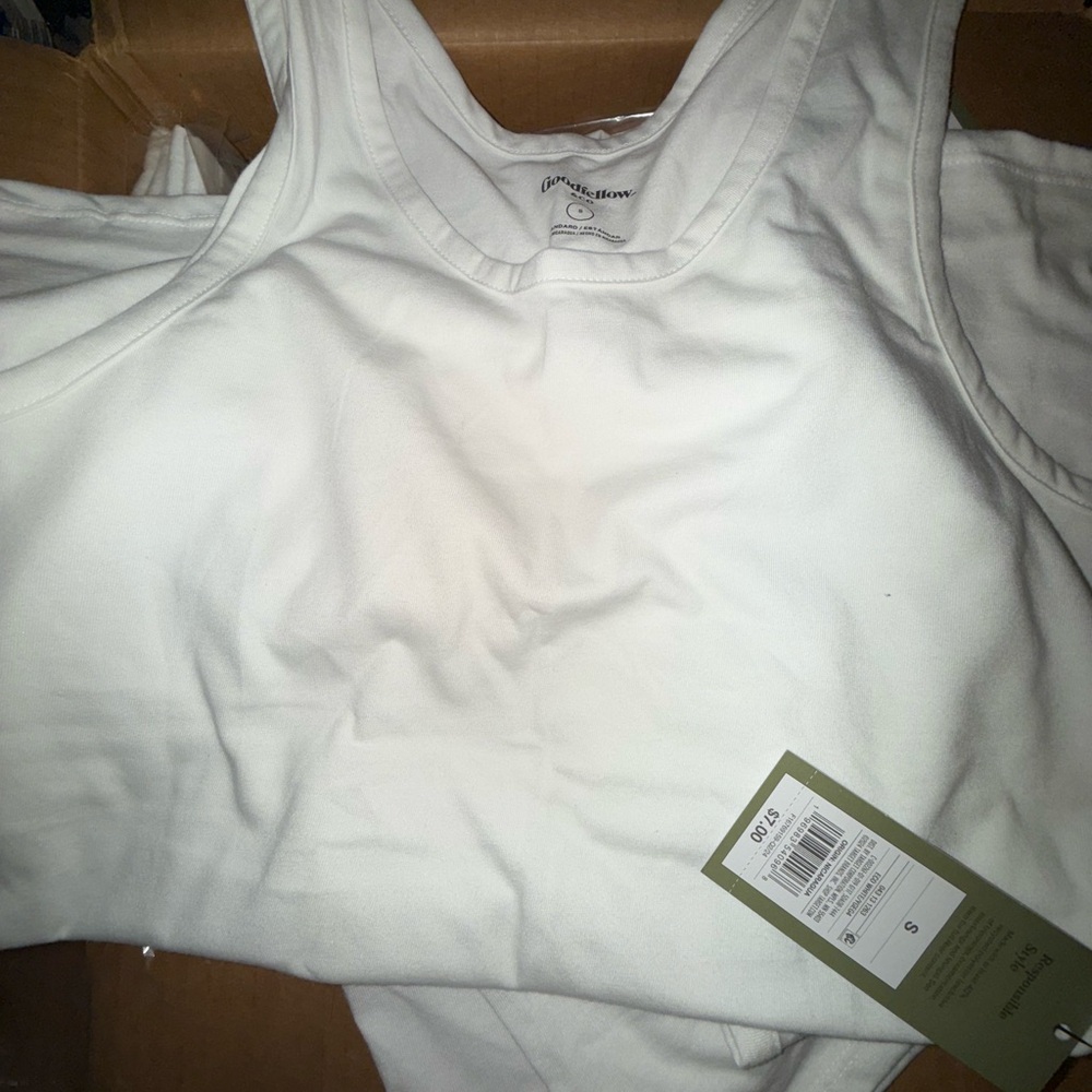 BNWT Goodfellow & Co White Tank Top size small - set of 2